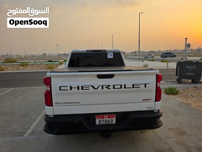 Chevrolet Silverado 2021 photo 3