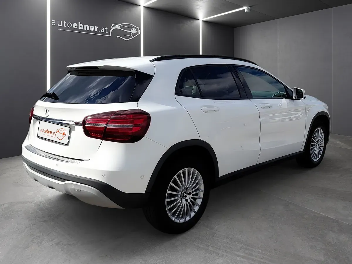 Mercedes-Benz Gla Class 2018 photo 5