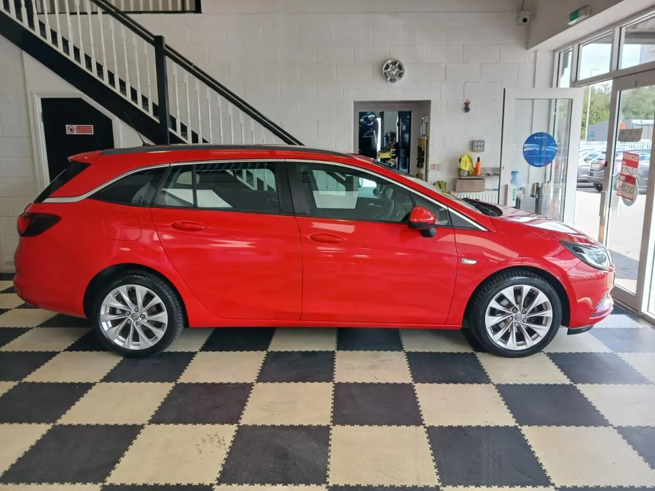 Vauxhall Astra 2016 photo 5