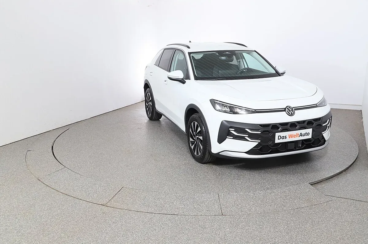 Volkswagen T-Roc 2026 photo 2