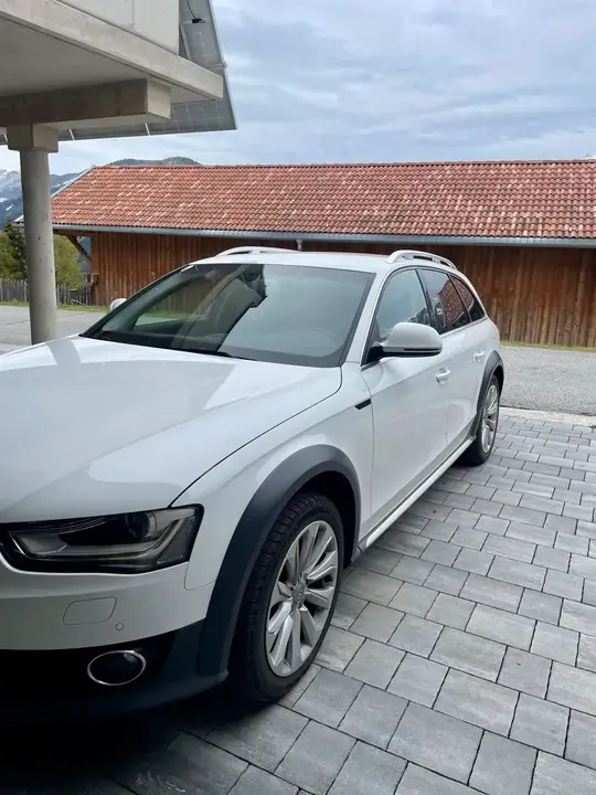 Audi A4 Allroad 2013 photo 3