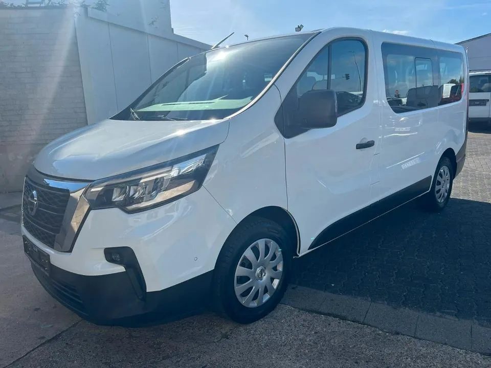Nissan Nv300