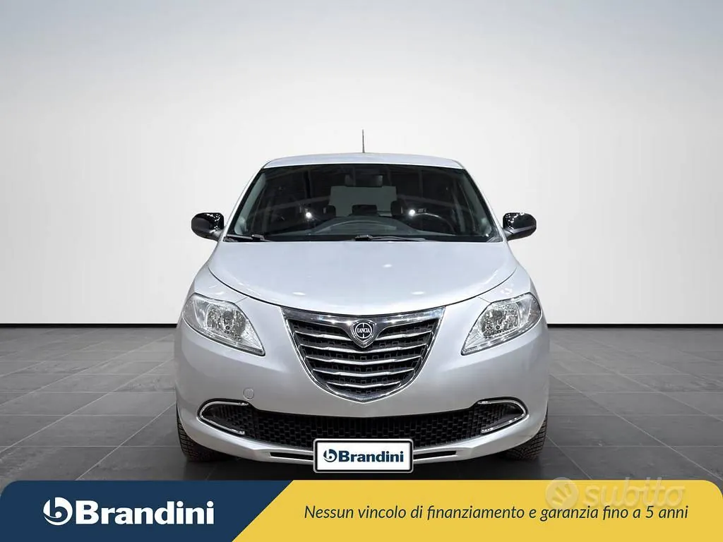 Lancia Ypsilon 2015 photo 3