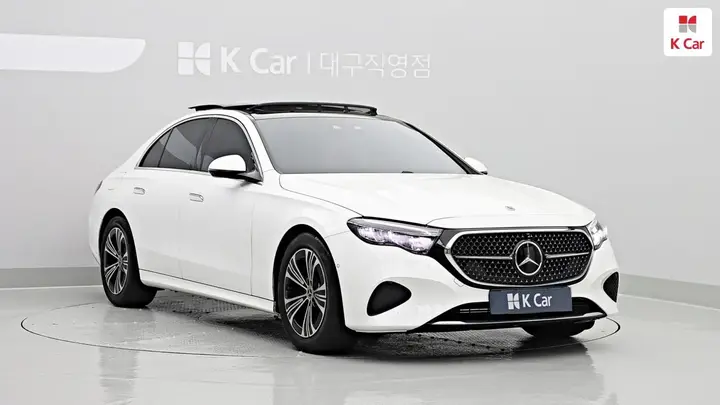 Mercedes-Benz E-Class 2024 photo 3