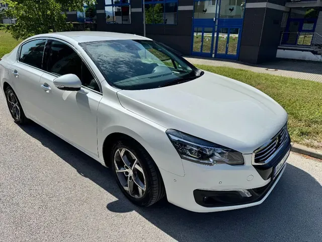 Peugeot 508 2017 photo 2