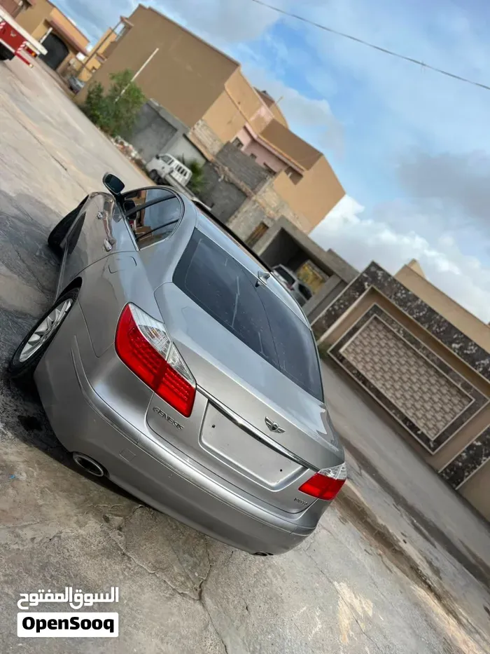 Hyundai Genesis 2010 photo 4