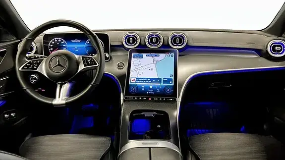 Mercedes-Benz C 300 E 2024 photo 4