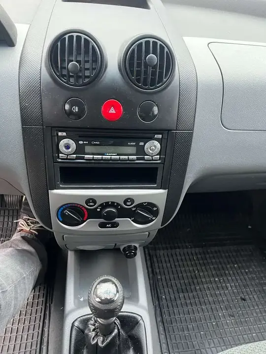 Chevrolet Kalos 2005 photo 2