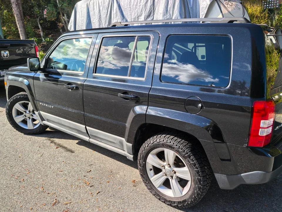 Jeep Patriot 2011 photo 3