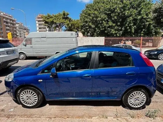 Fiat Grande Punto 2007 photo 5