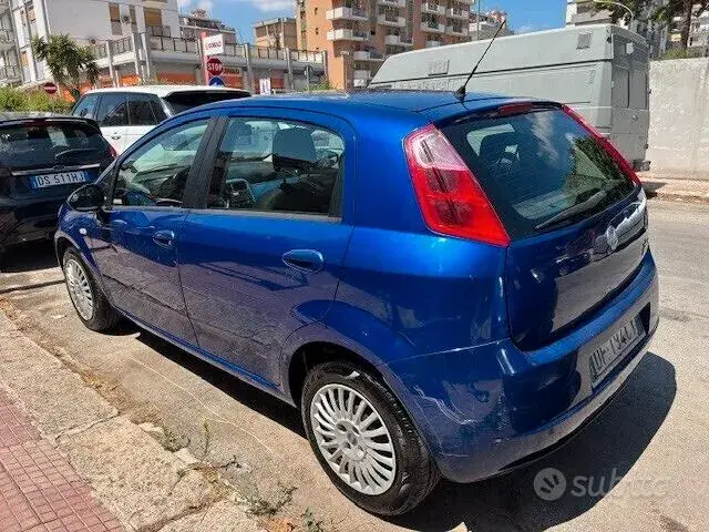Fiat Grande Punto 2007 photo 2