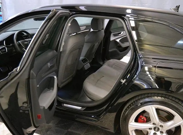 Audi A6 Avant 2020 photo 3