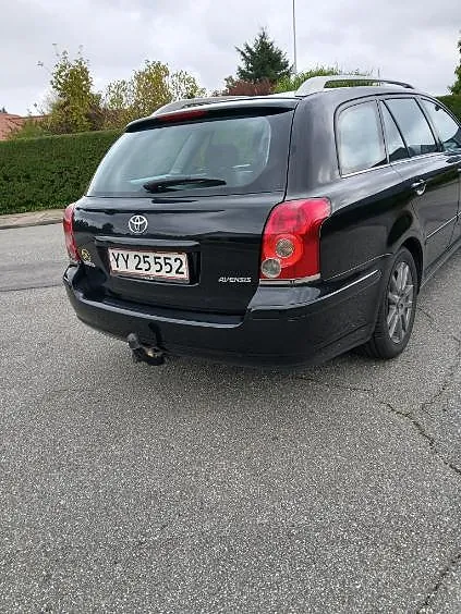 Toyota Avensis 2006 photo 3