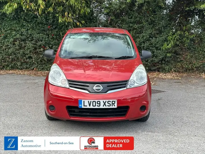 Nissan Note 2009 photo 4