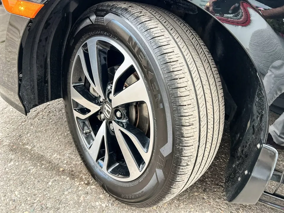 Honda Odyssey 2019 photo 2