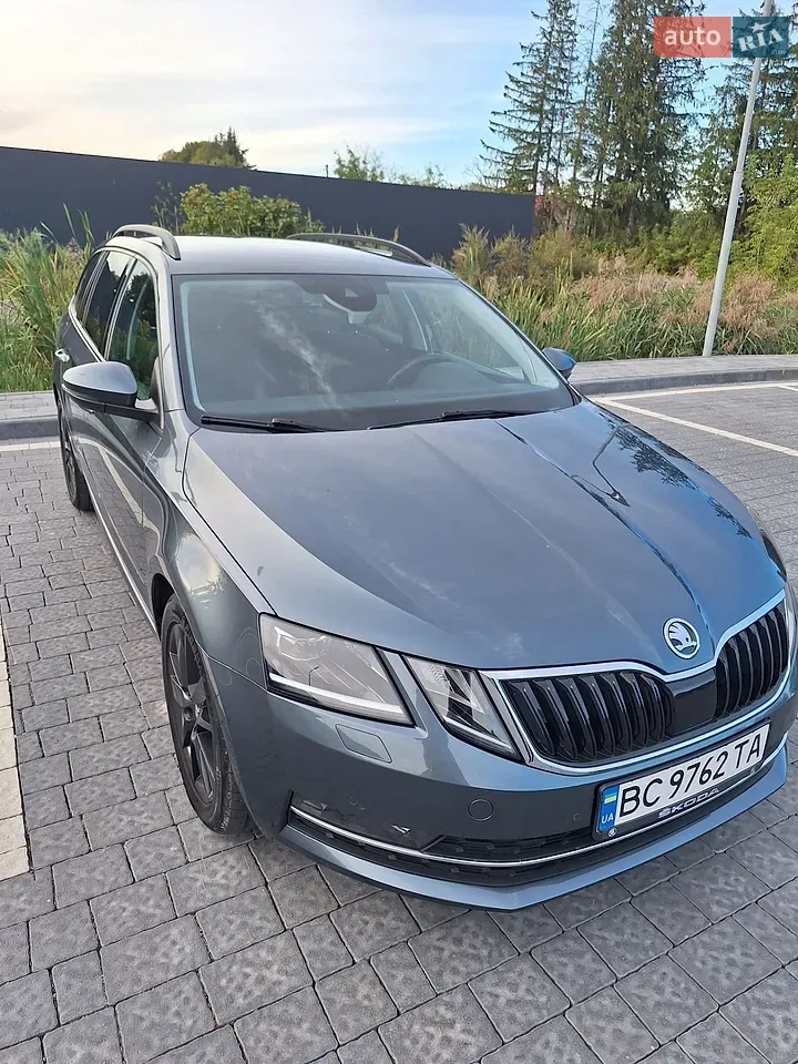 Skoda Octavia 2019 photo 2