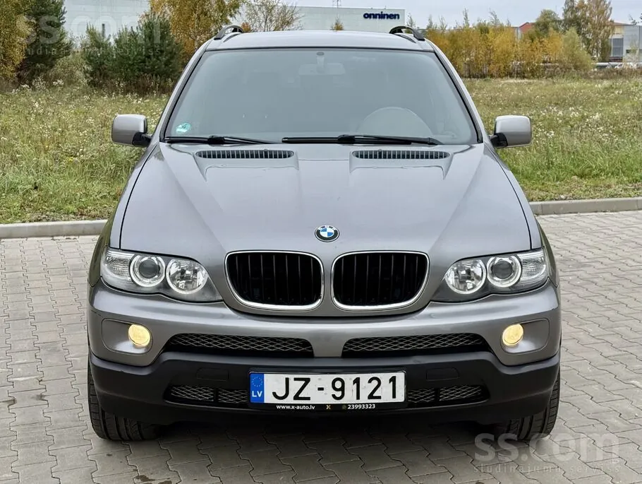 BMW X5 2004 photo 2