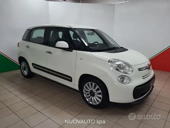 Fiat 500L 2016 photo 2