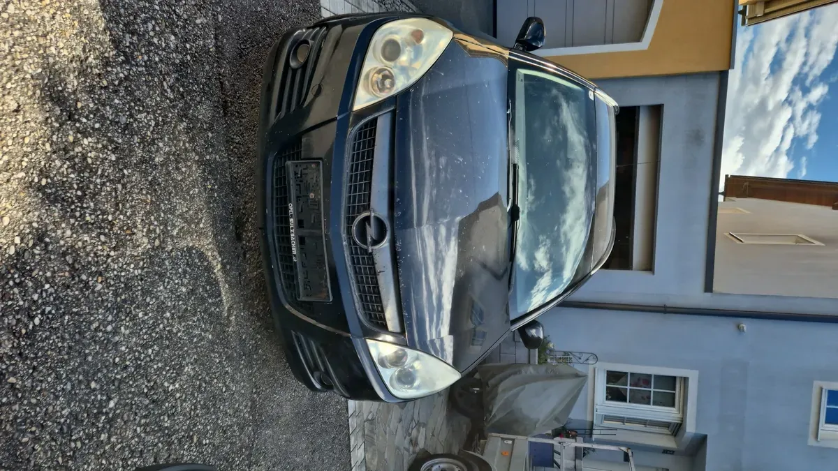 Opel Vectra 2007 photo 2