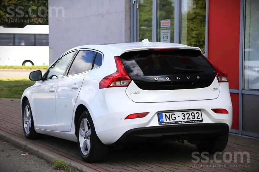 Volvo V40 2013 photo 5