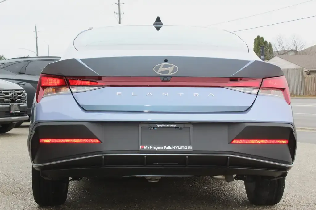 Hyundai Elantra 2026 photo 4