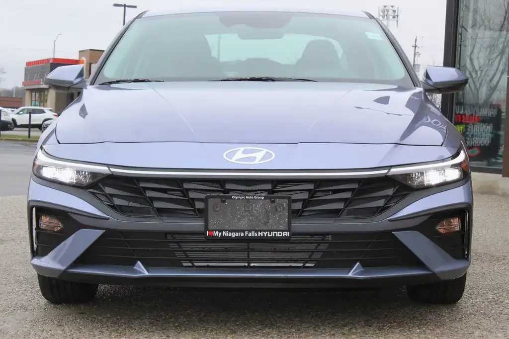 Hyundai Elantra 2026 photo 2
