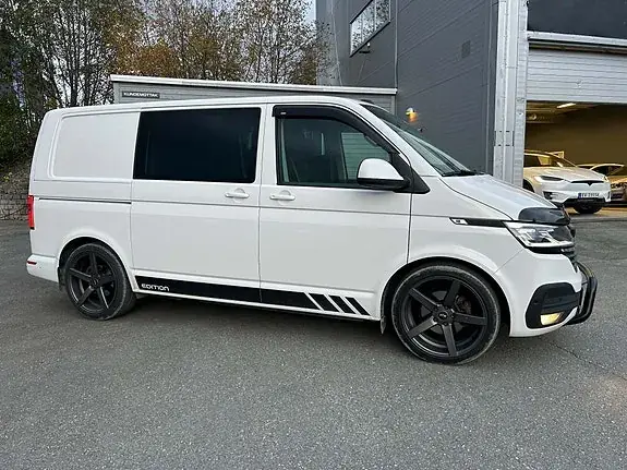 Volkswagen Transporter 2020 photo 2