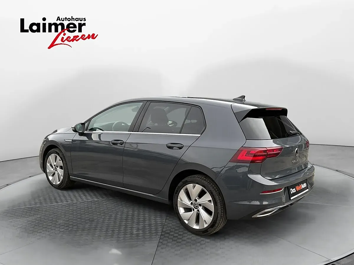 Volkswagen Golf 2023 photo 3