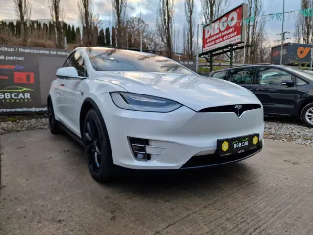 Tesla Model X 2020 photo 3
