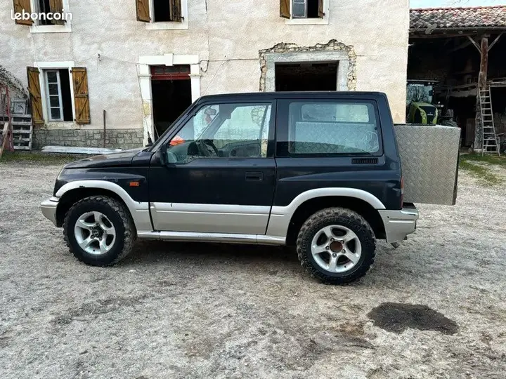 Suzuki Vitara