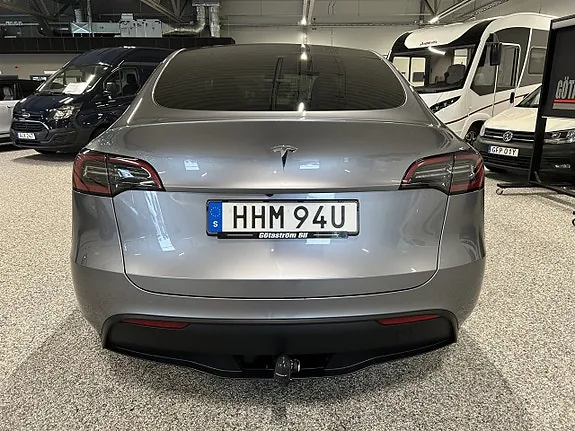 Tesla Model Y 2023 photo 3