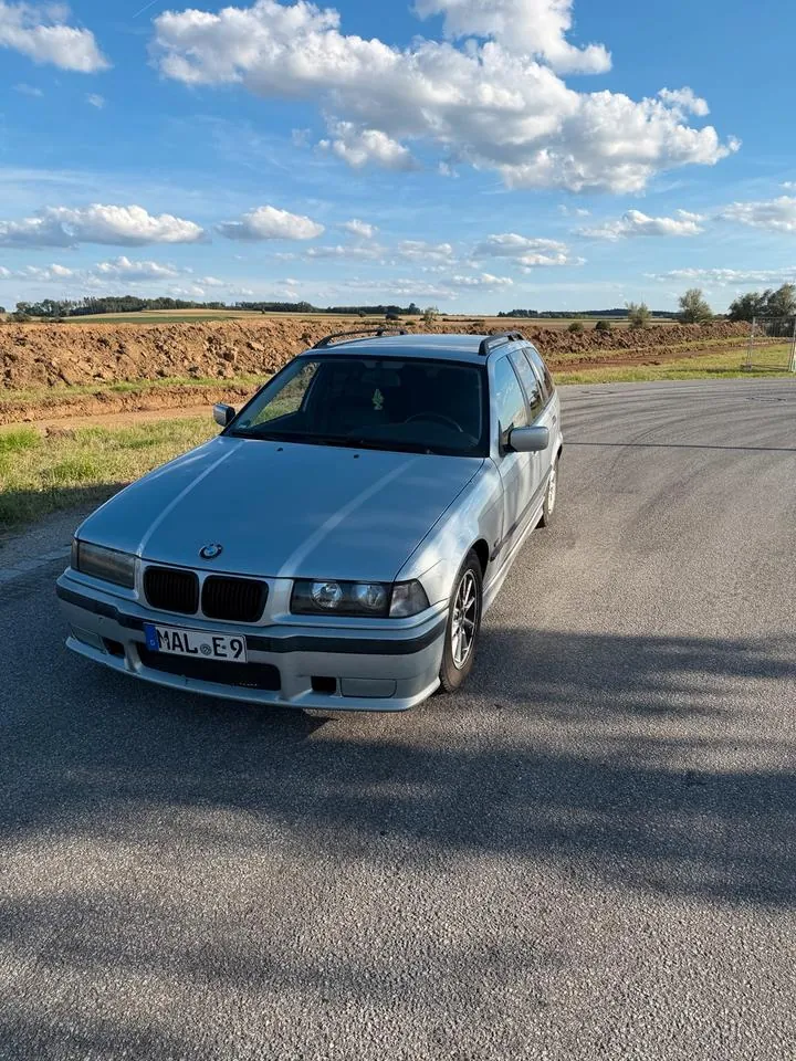 BMW E36 318I Touring