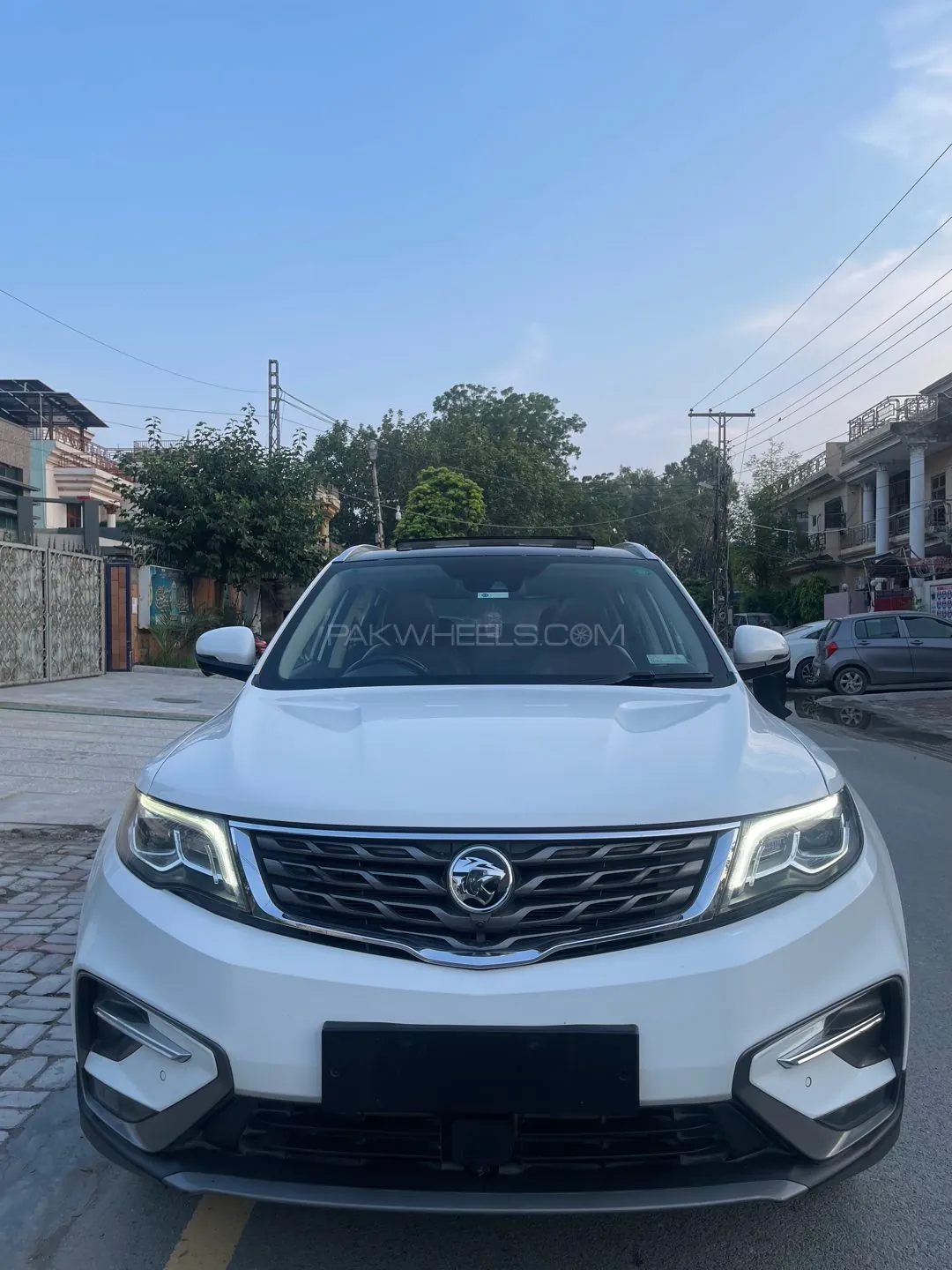 Proton X70