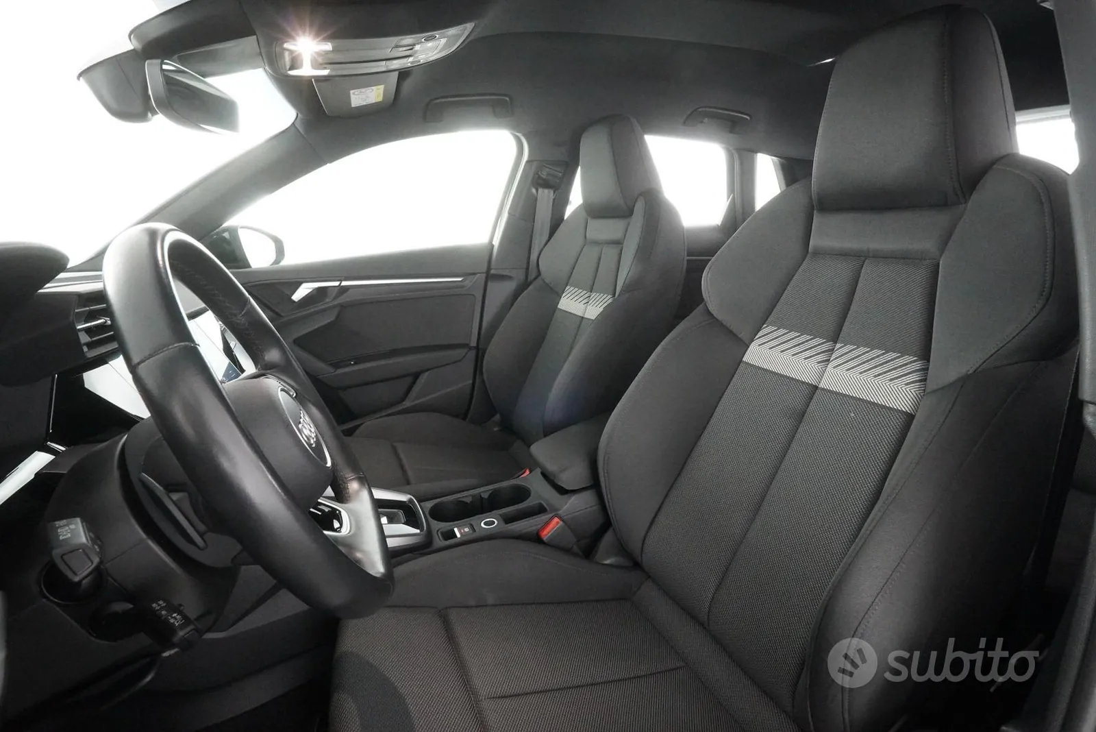 Audi A3 2023 photo 2