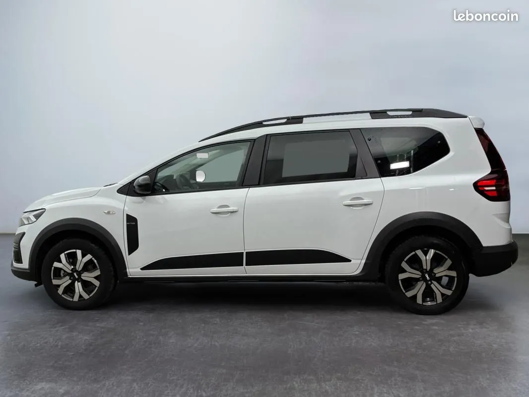 Dacia Jogger 2023 photo 2