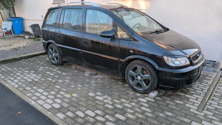 Opel Zafira A