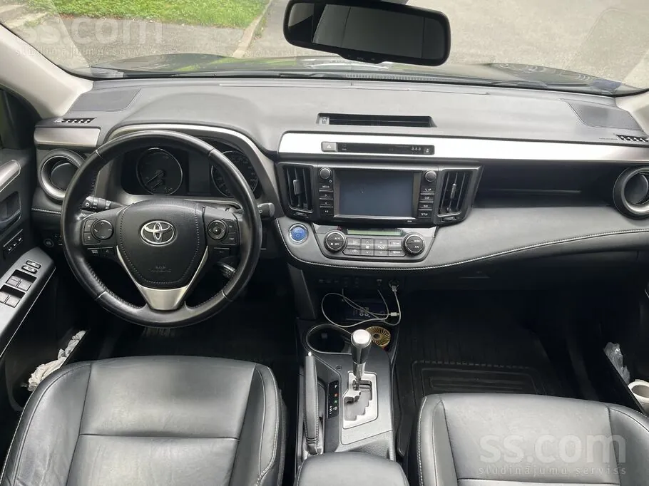 Toyota Rav4 2016 photo 5