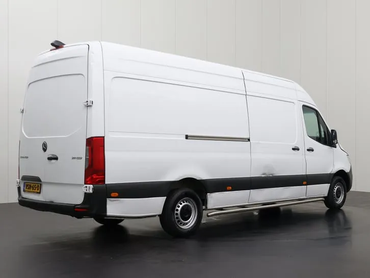 Mercedes-Benz Sprinter 2022 photo 2