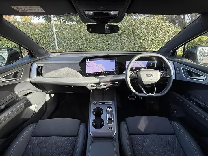 Audi Q4 E-Tron 2026 photo 3