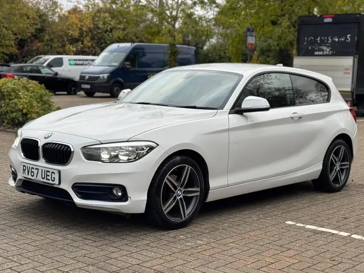 BMW 1 Series 2017 photo 2