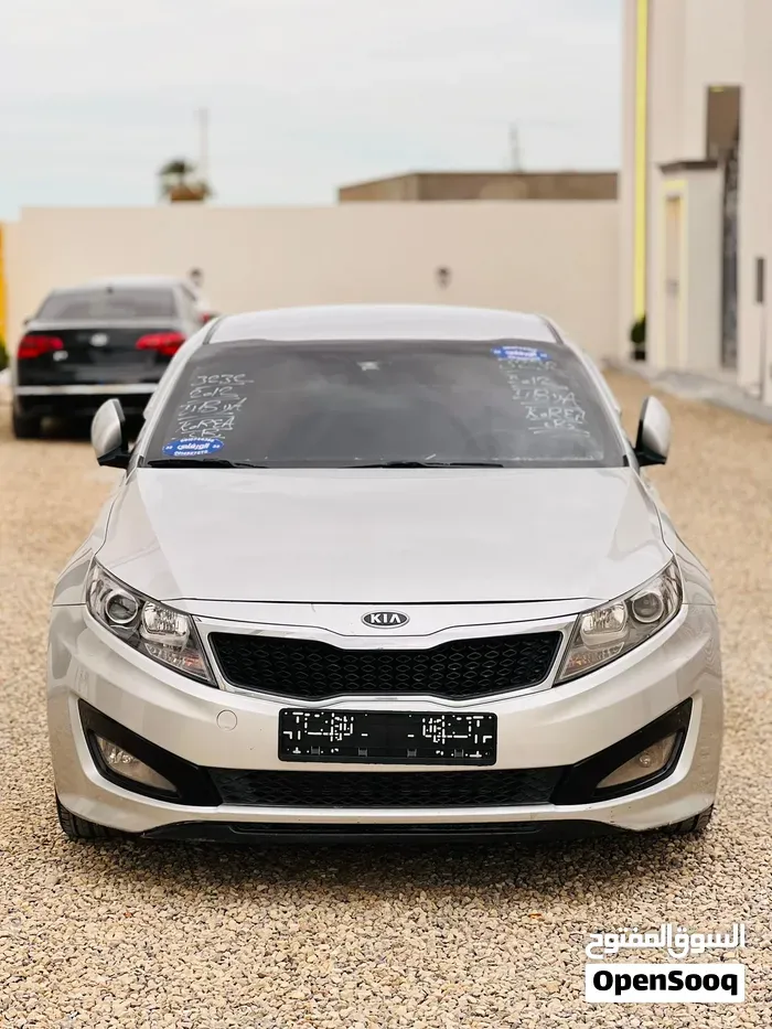 Kia K5 2012 photo 2