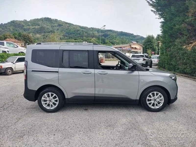 Ford Tourneo Courier 2025 photo 4