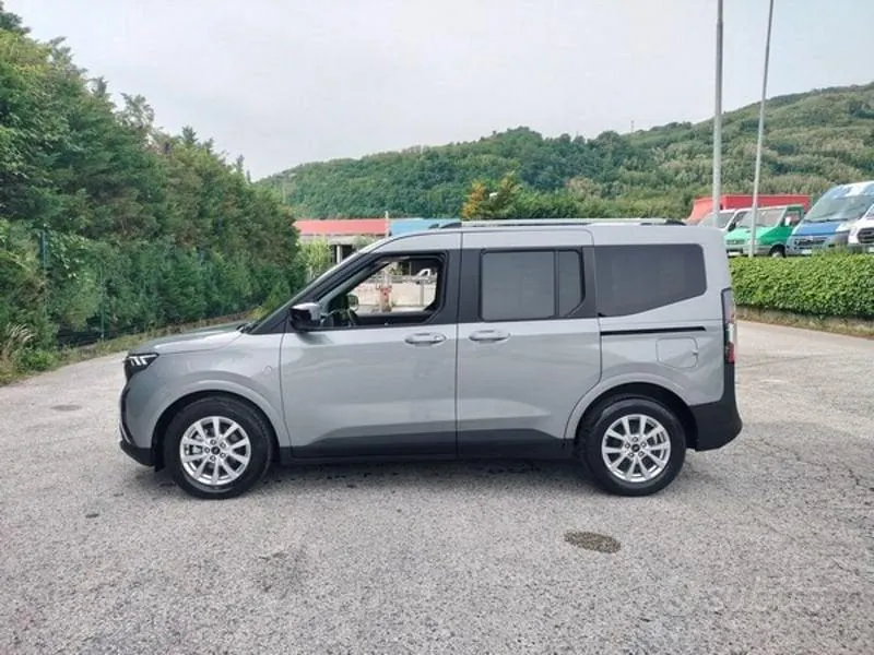 Ford Tourneo Courier 2025 photo 5