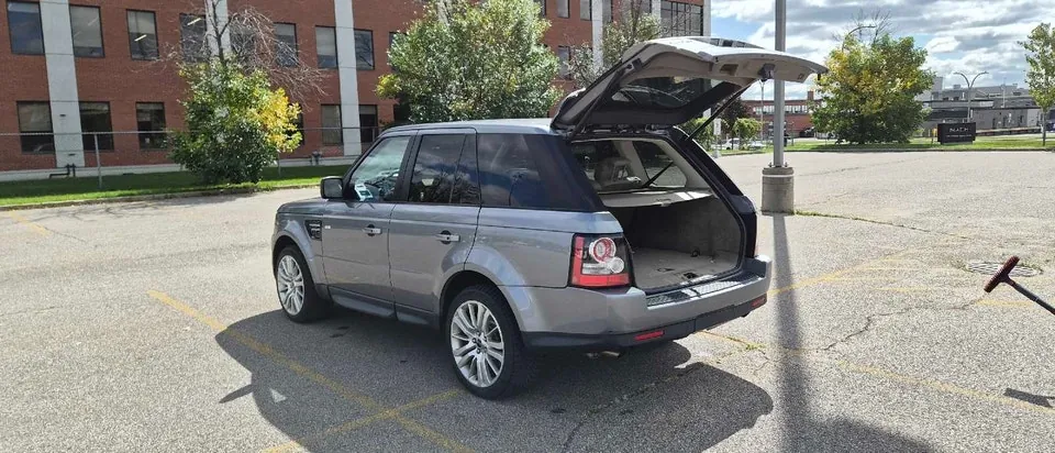 Land Rover Range Rover Sport 2012 photo 3