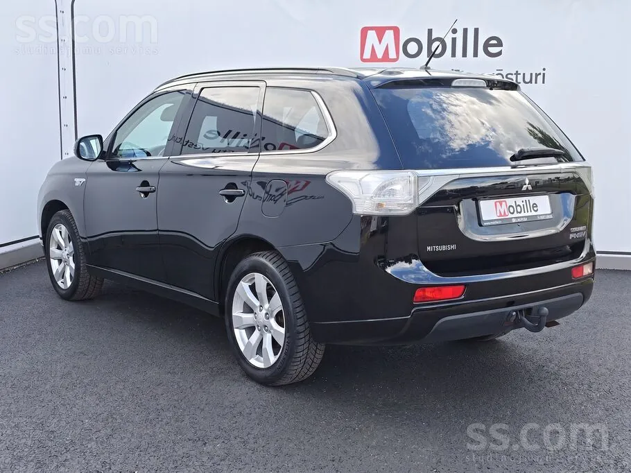 Mitsubishi Outlander 2014 photo 4