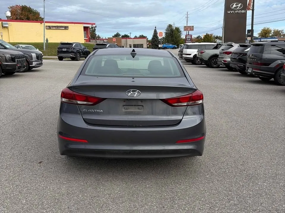Hyundai Elantra 2017 photo 4