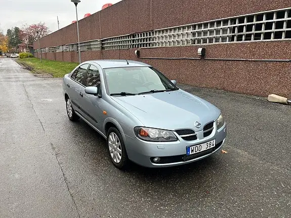 Nissan Almera