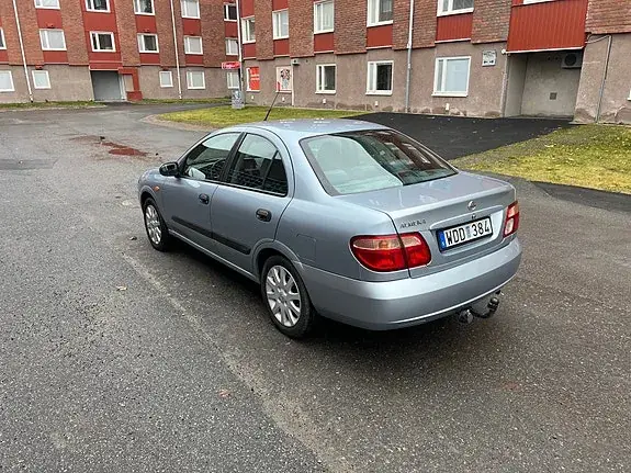 Nissan Almera 2004 photo 3