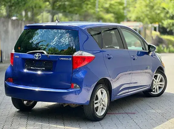 Toyota Verso-S 2011 photo 4