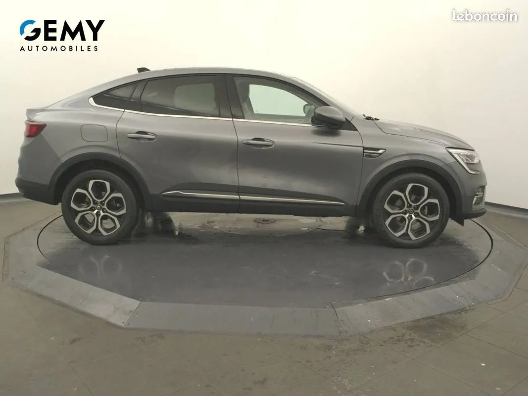 Renault Arkana 2023 photo 4